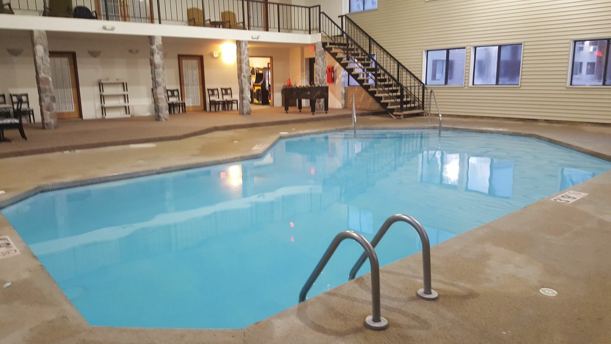 Super 8 By Wyndham Plover Stevens Point Area Exterior photo